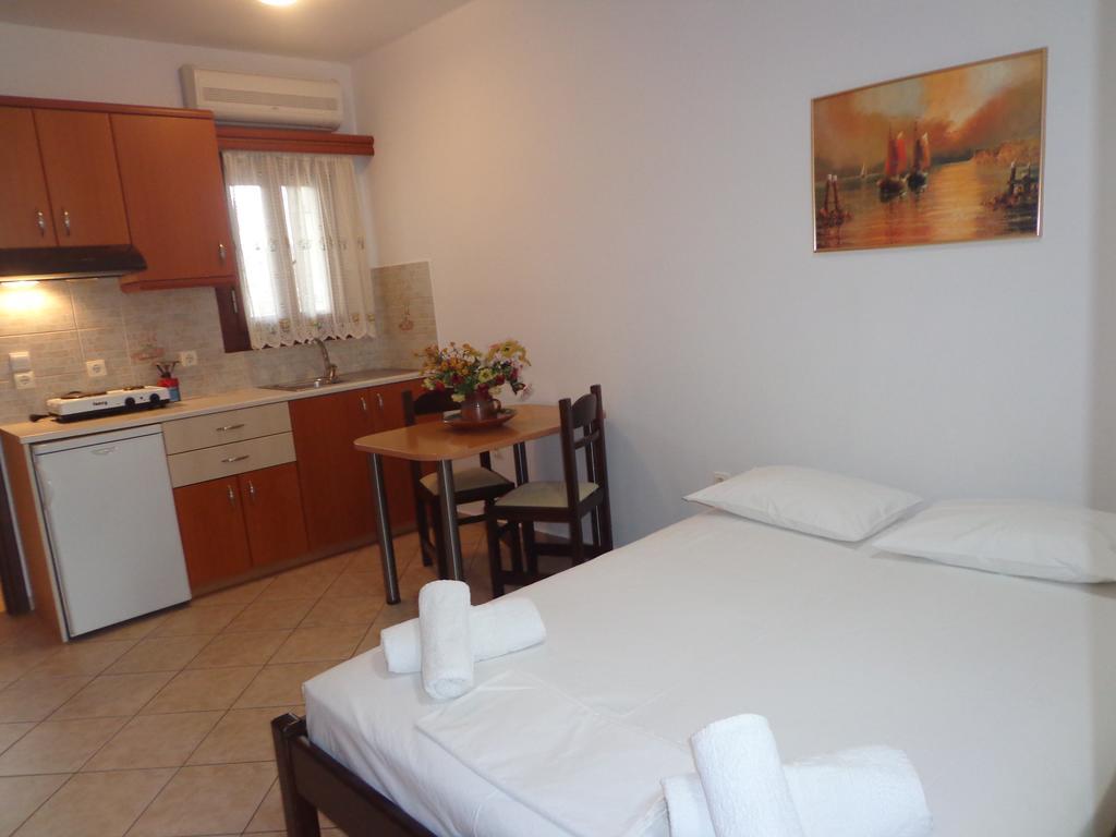 Eleana Studios Skyros Buitenkant foto